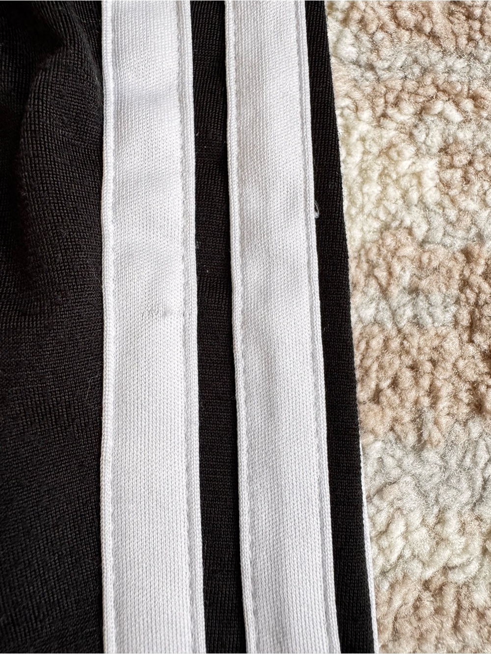 Adidas - Picture 3 of 4